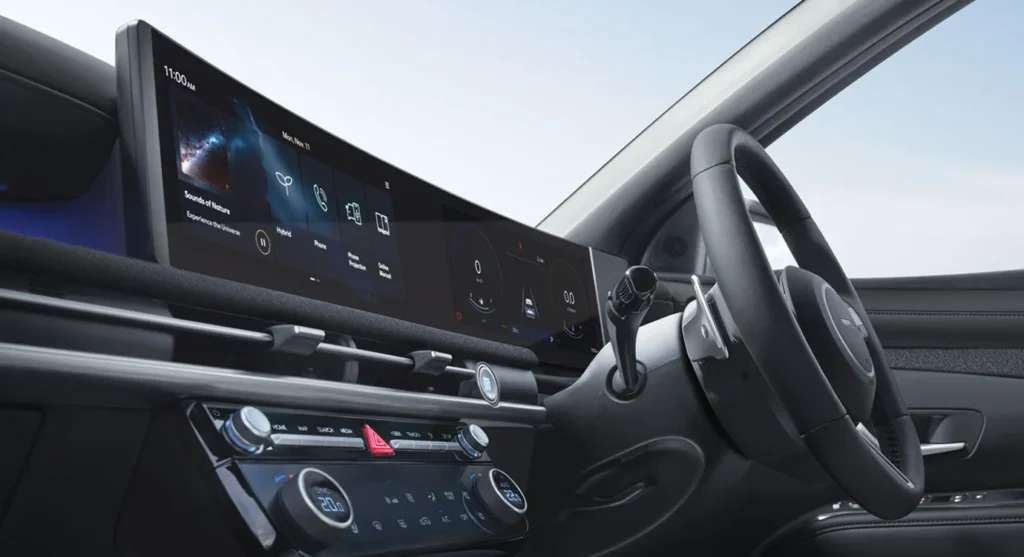 TUCSON 12.3 inch Panoramic Curved Display Cluster