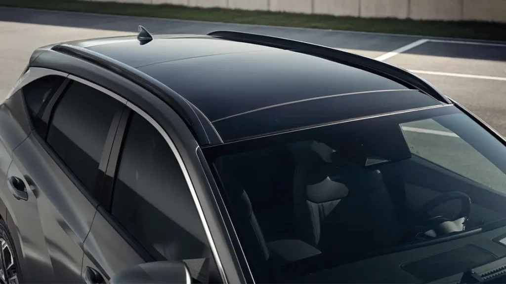 Hyundai TUCSON Roof Rail / Panoramic Sunroof