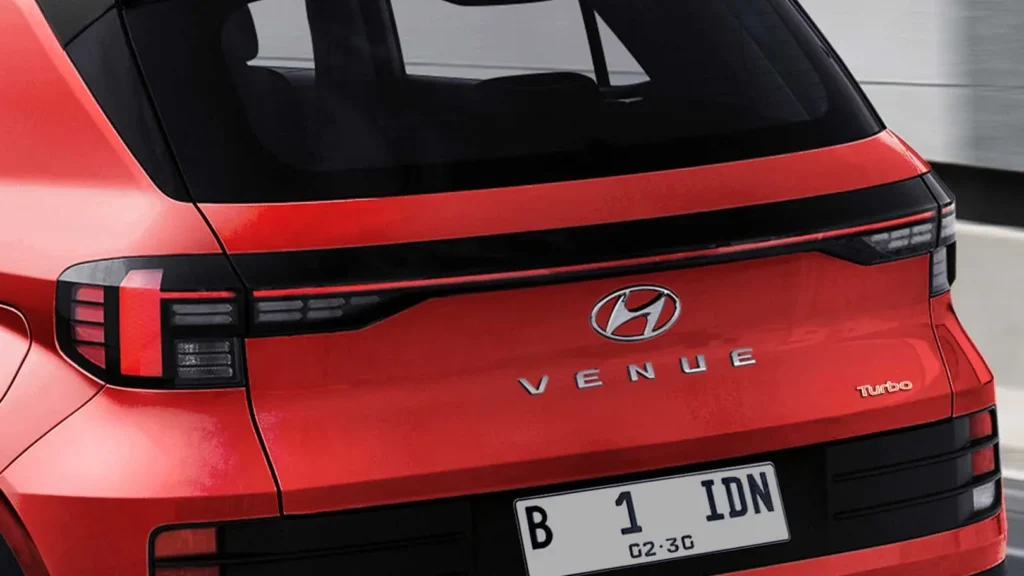 VENUE LED Rear Combination Lamp